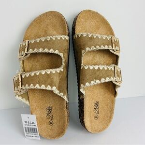 NWT Niki Slip On Sandals Women's 8 Taupe Double Strap Gold Buckles Embroidered